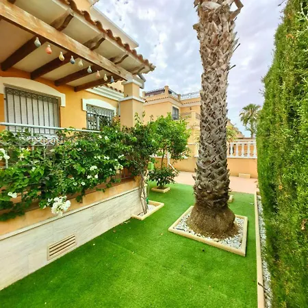 Aguas Nuevas Holiday home *